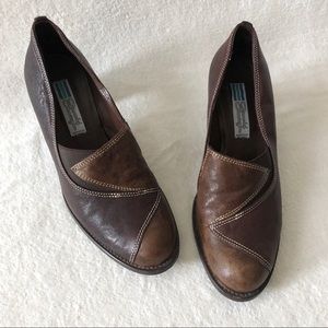 🦖Vintage brown colour block stack heeled loafer